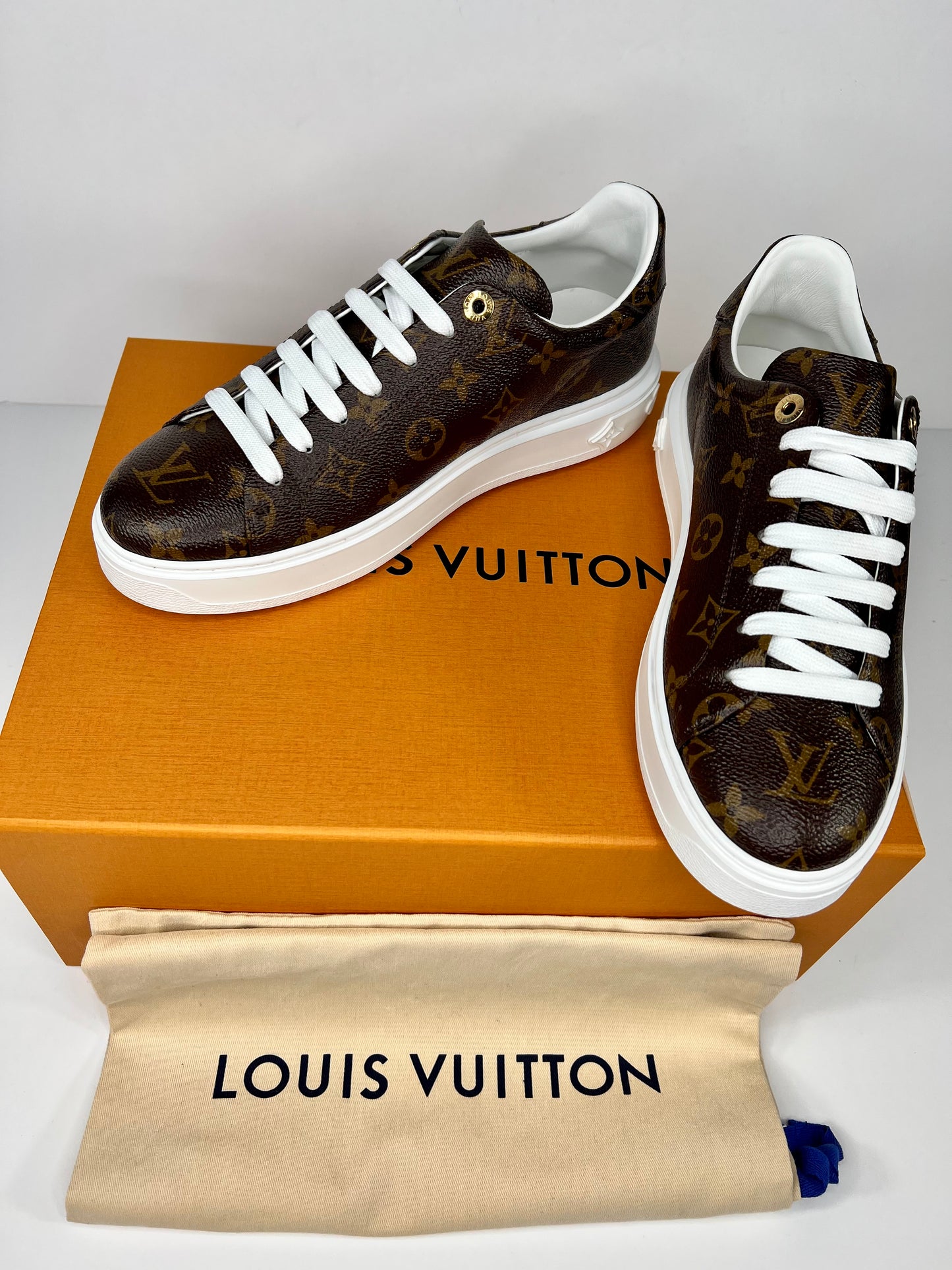 Louis Vuitton Time Out Sneaker